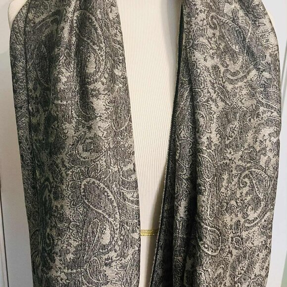 Vintage Pashmina Silk Shawl 1990s, Black & Grey Paisley Jacquard, 70×180 cm - Picture 3 of 11